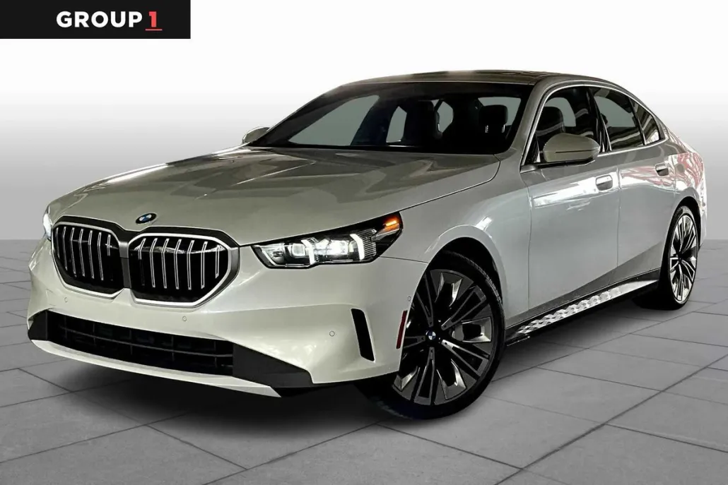 2025 Bmw 530i photo 1