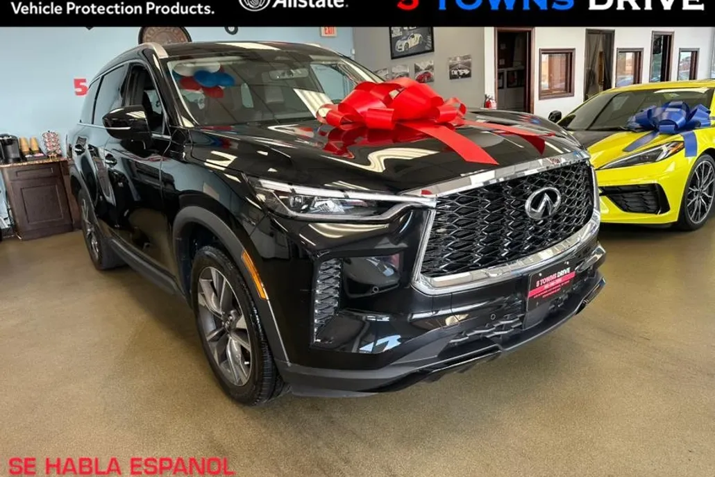 2023 Infiniti QX60 Luxe photo 1