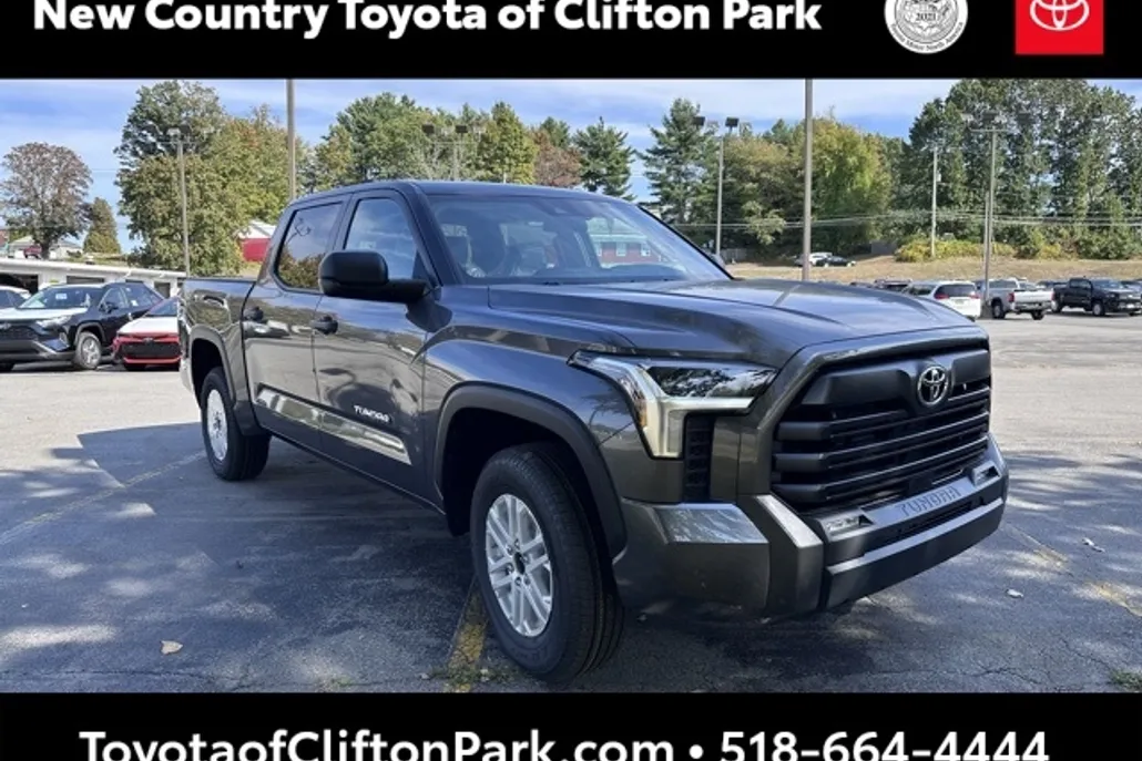 2026 Toyota Tundra SR5 CrewMax photo 1