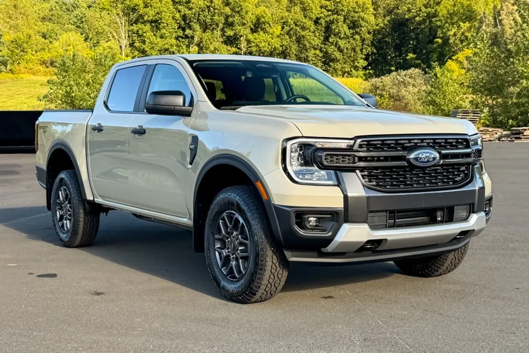 2025 Ford Ranger XLT photo 1