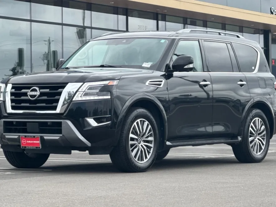 2023 Nissan Armada SL photo 8