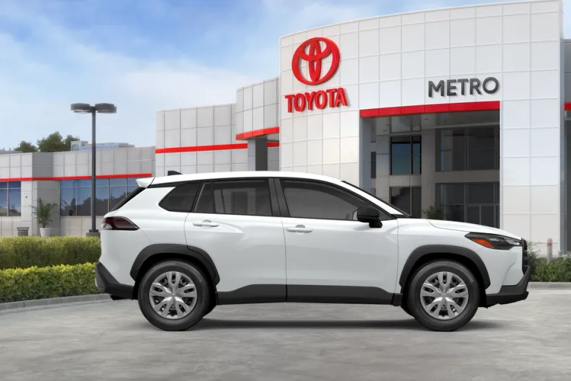 2026 Toyota Corolla Cross L photo 1