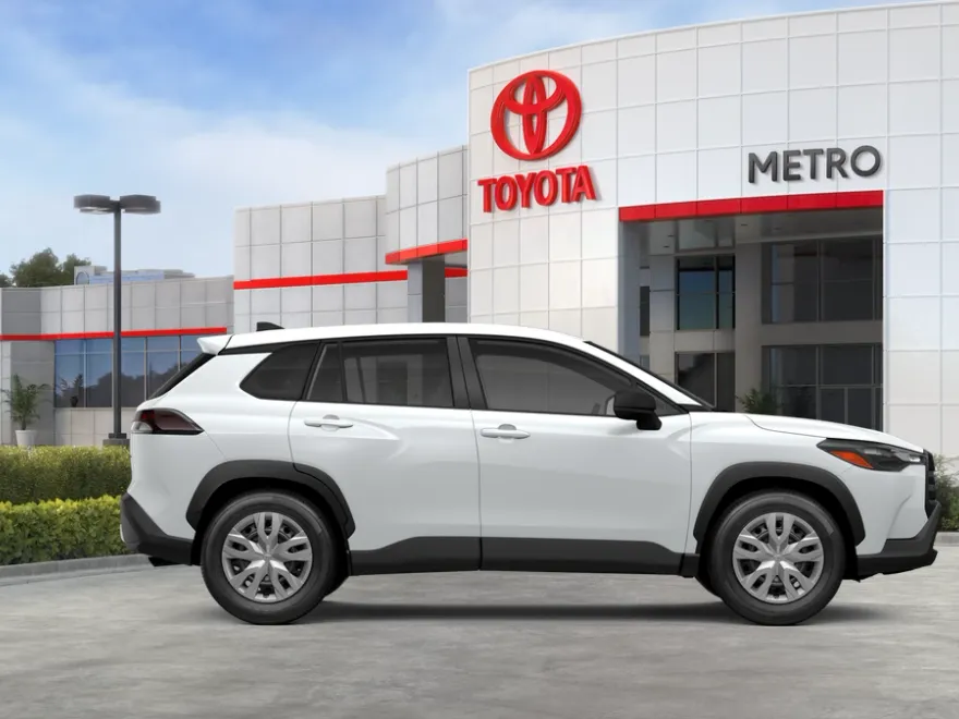 2026 Toyota Corolla Cross L photo 1