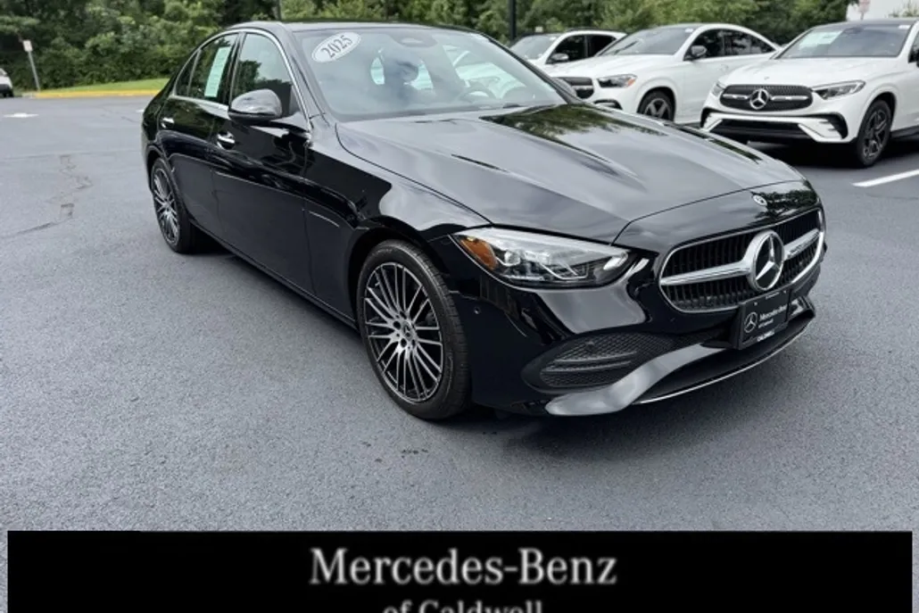 2025 Mercedes Benz C 300 4MATIC photo 1