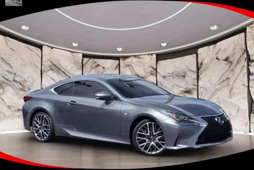 2016 Lexus RC 200t photo 1