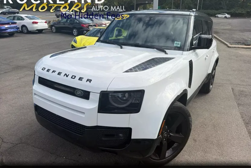 2024 Land Rover Defender 110 X-Dynamic SE photo 1