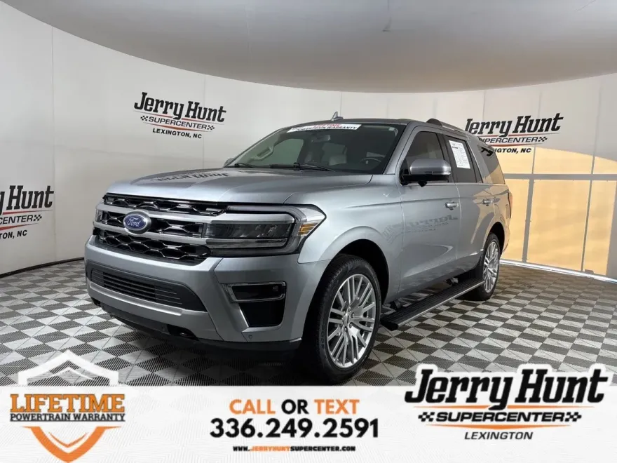 2024 Ford Expedition Limited photo 1