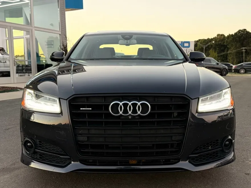 2018 Audi A8 L 4.0T Sport Quattro photo 1