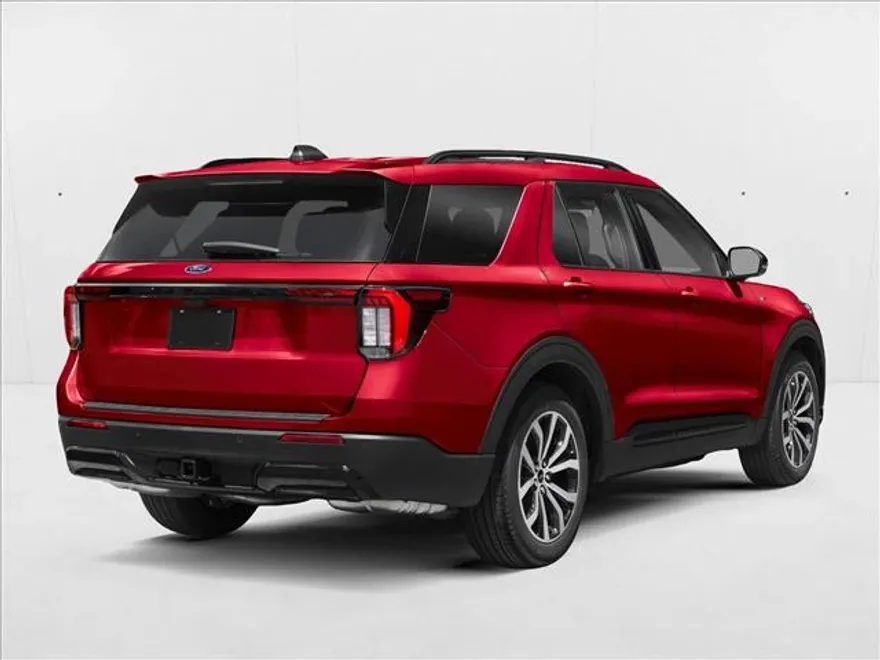 2026 Ford Explorer ST-Line photo 1