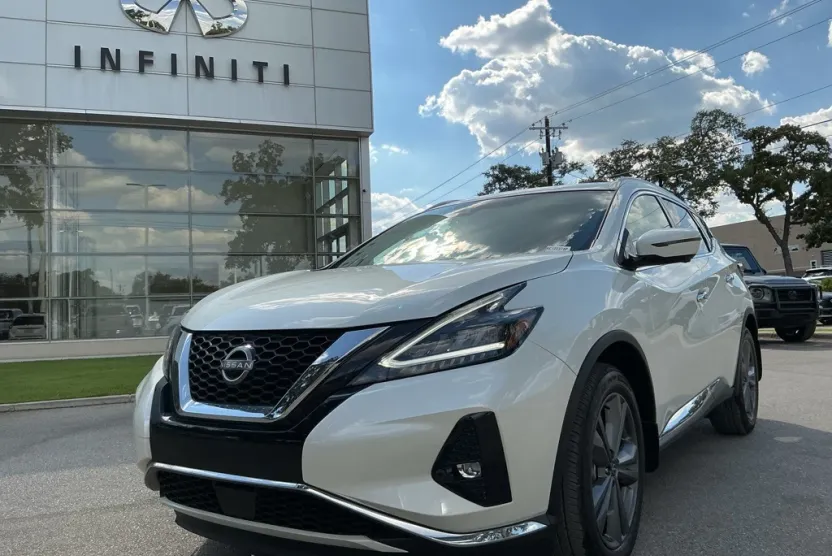 2024 Nissan Murano Platinum photo 1