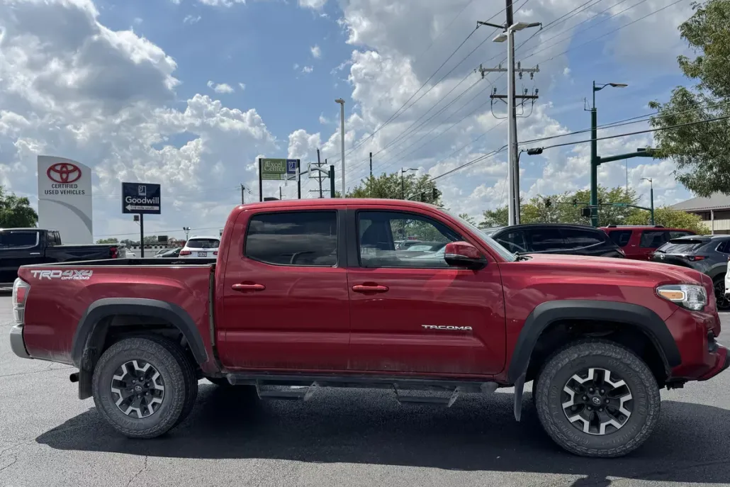 2023 Toyota Tacoma Double Cab 4x4 photo 1