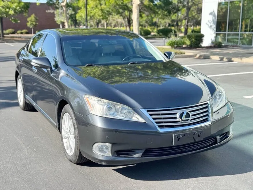 2011 Lexus ES 350 Base photo 1