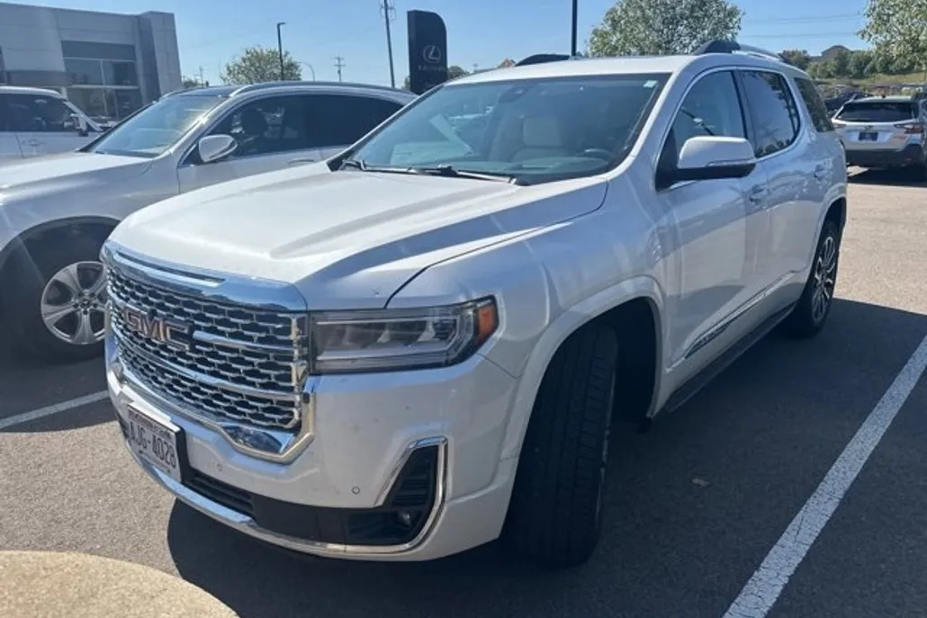 2021 Gmc Acadia Denali photo 1