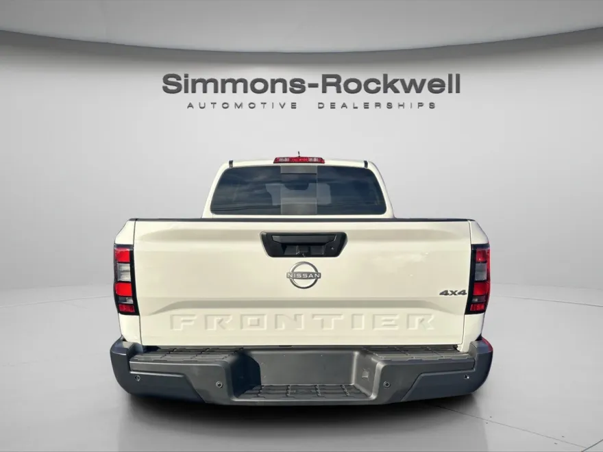 2026 Nissan Frontier S photo 1