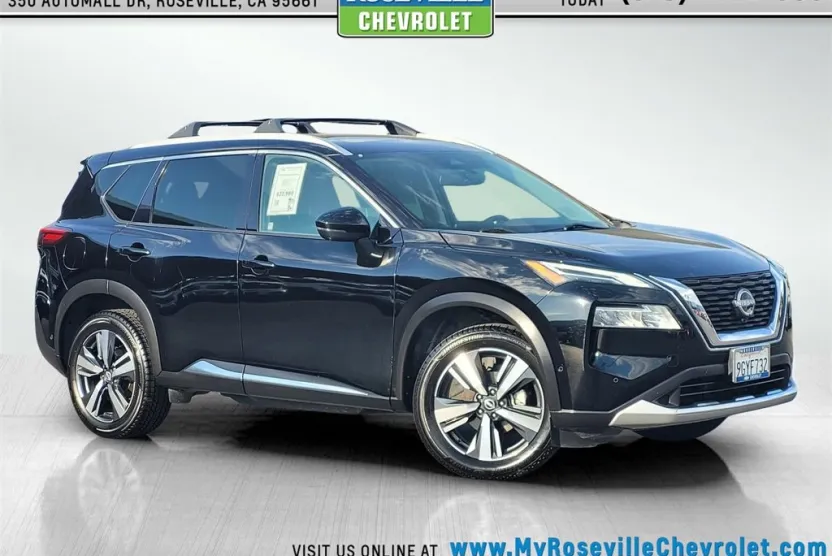 2023 Nissan Rogue Platinum photo 1