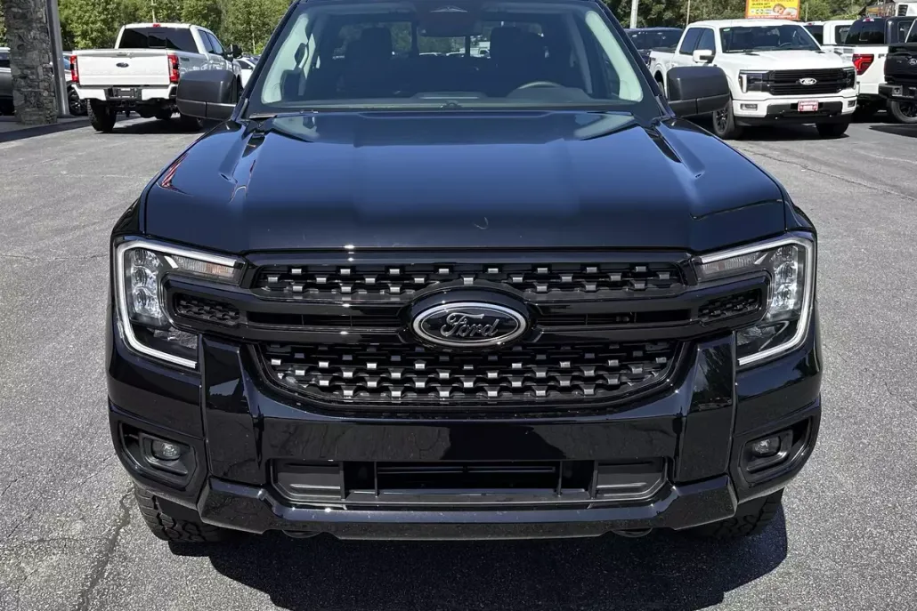 2025 Ford Ranger XLT photo 1