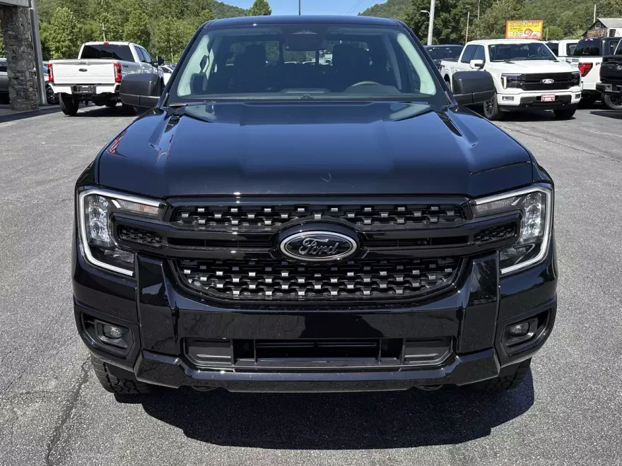 2025 Ford Ranger XLT photo 1