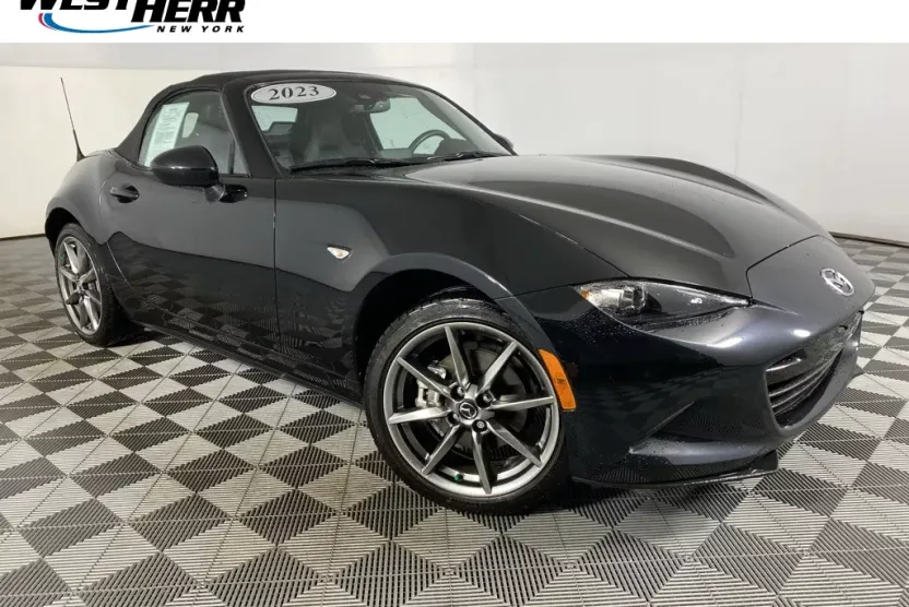 2023 Mazda MX-5 Miata Miata Grand Touring photo 1