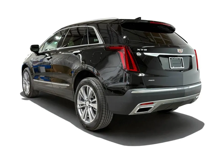 2025 Cadillac XT5 Premium Luxury photo 1