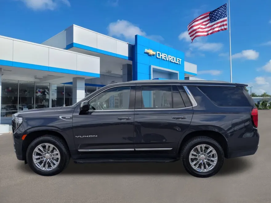 2023 Gmc Yukon SLT photo 1