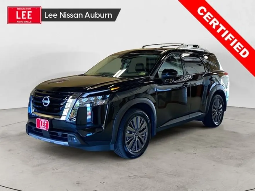 2024 Nissan Pathfinder SL photo 1