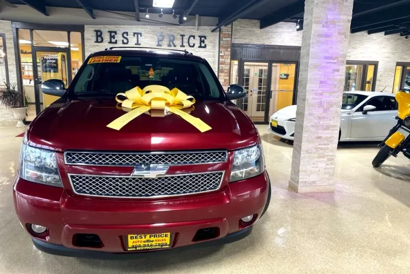 2009 Chevrolet Tahoe LTZ photo 1