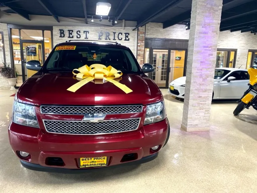 2009 Chevrolet Tahoe LTZ photo 1
