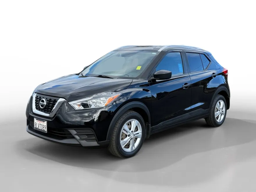 2019 Nissan Kicks S photo 1