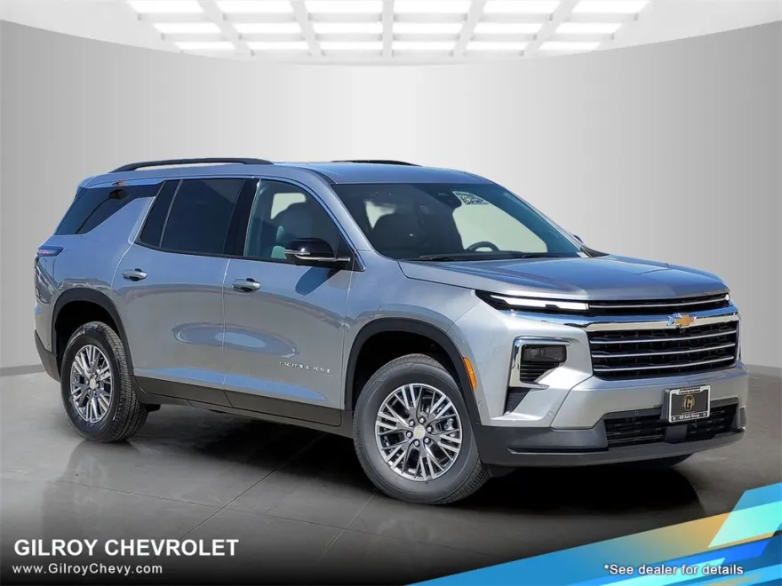 2026 Chevrolet Traverse photo 1