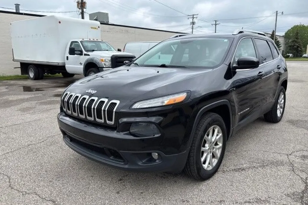 2014 Jeep Cherokee Latitude photo 1