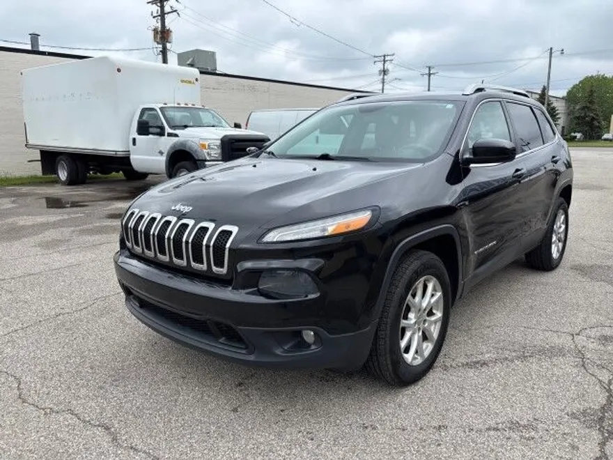 2014 Jeep Cherokee Latitude photo 1