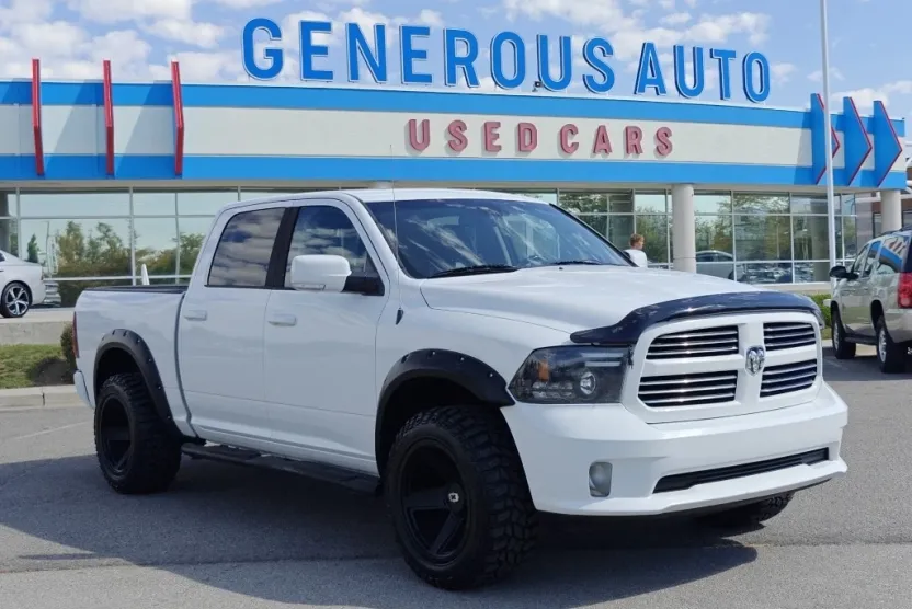 2015 Ram 1500 Sport photo 1