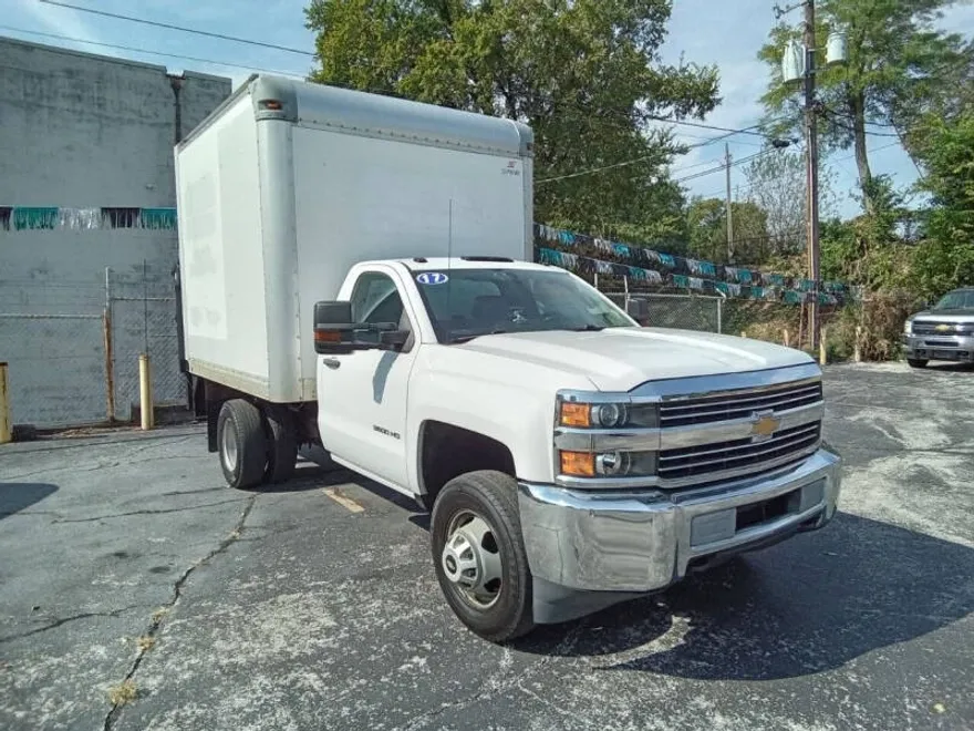 2017 Chevrolet Silverado 3500HD Work Truck photo 1
