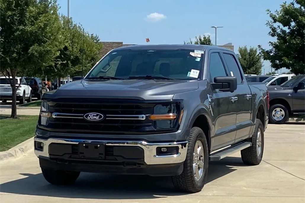 2024 Ford F-150 XLT photo 1