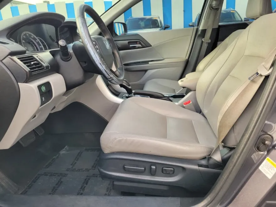 2013 Honda Accord EX-L photo 3