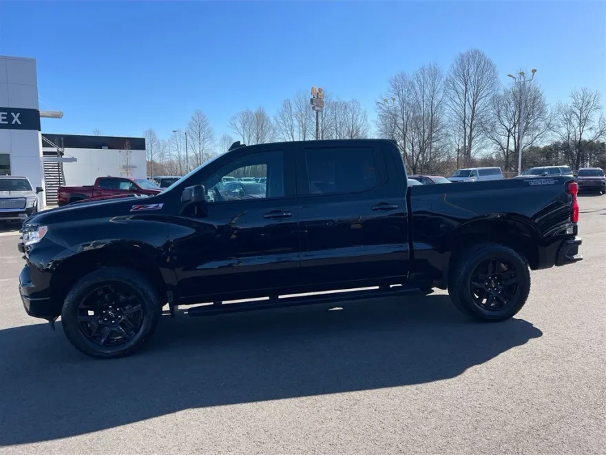 2024 Chevrolet Silverado 1500 LT Trail Boss photo 1