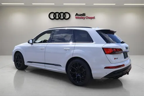 2026 Audi SQ7 Prestige photo 3