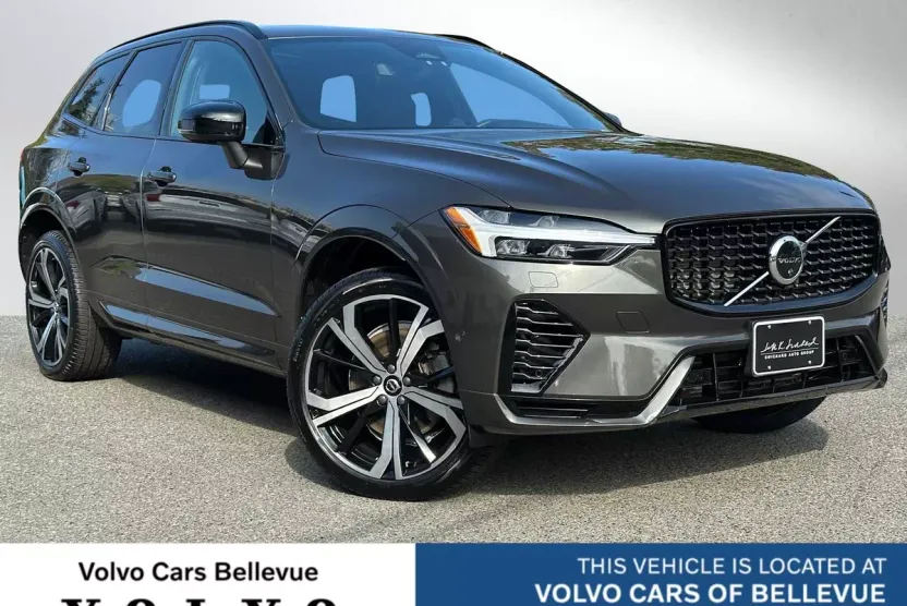 2022 Volvo XC60 Recharge Hybrid T8 R-Design photo 1