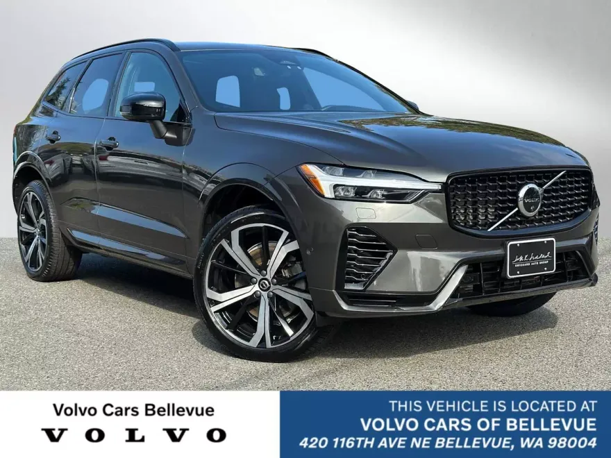 2022 Volvo XC60 Recharge Hybrid T8 R-Design photo 1