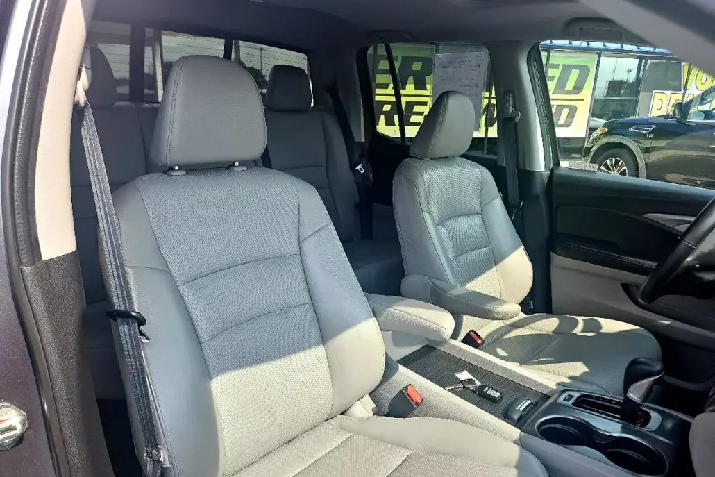 2019 Honda Ridgeline RTL photo 1