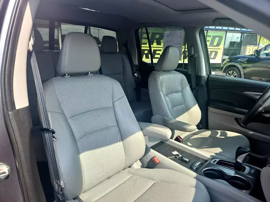 2019 Honda Ridgeline RTL photo 1