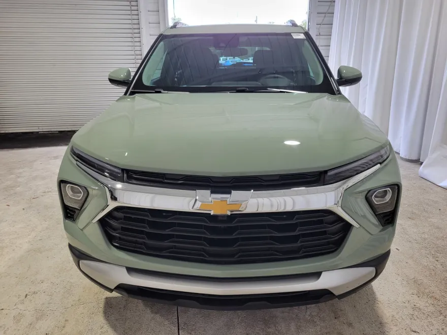 2026 Chevrolet Trailblazer LT photo 1