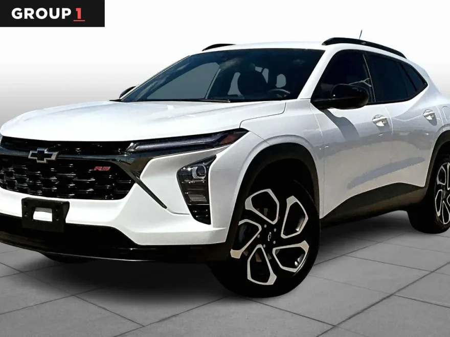 2025 Chevrolet Trax photo 1