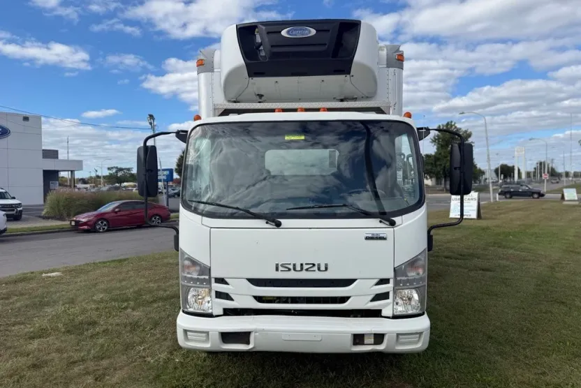 2019 Isuzu NPR photo 1