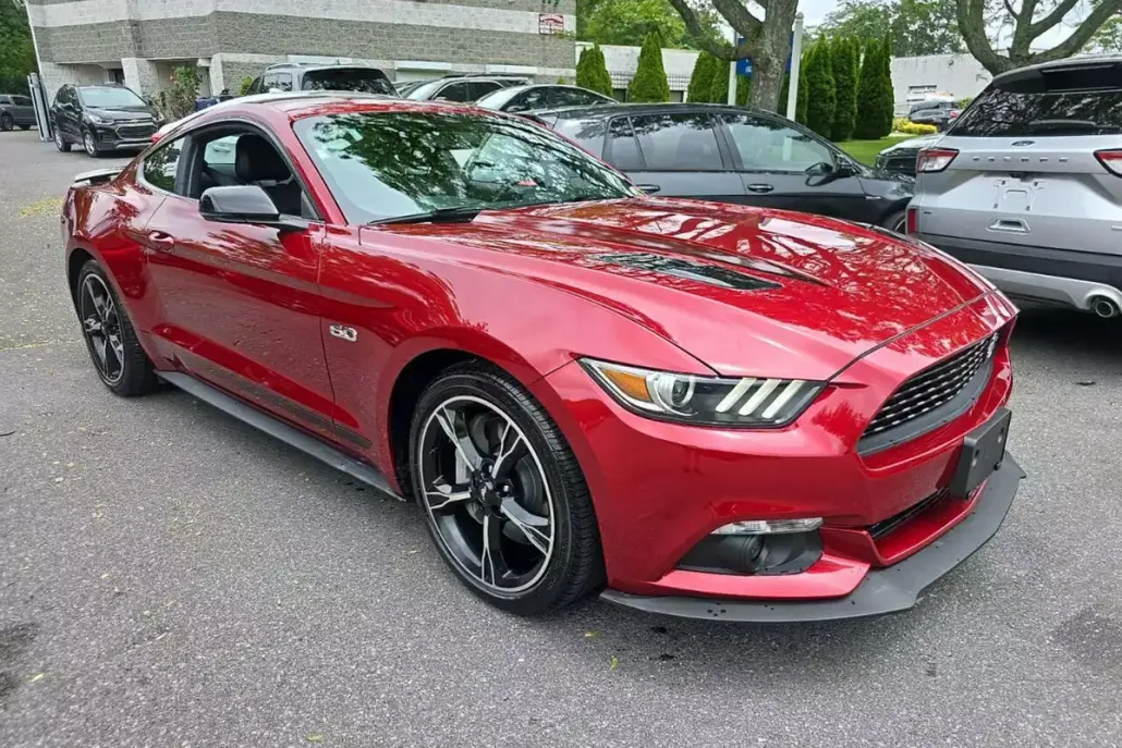2016 Ford Mustang GT photo 1