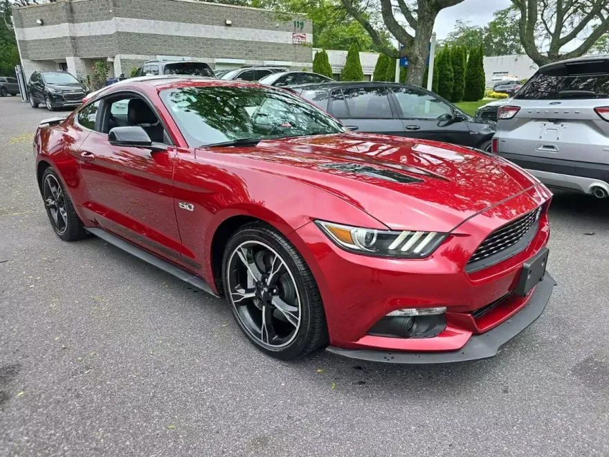 2016 Ford Mustang GT photo 1