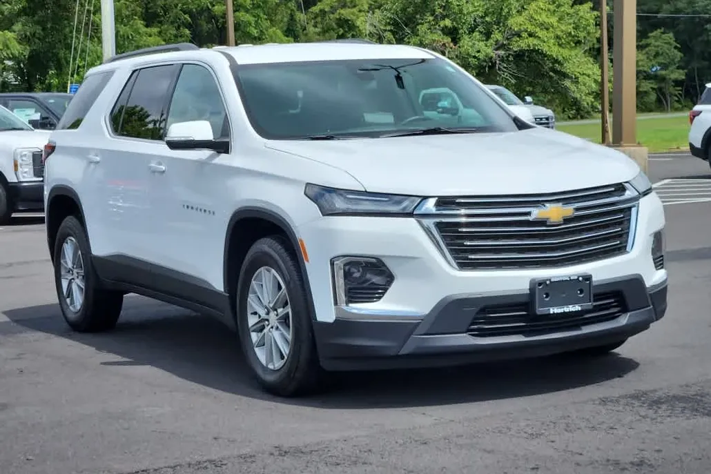 2023 Chevrolet Traverse Cloth photo 1
