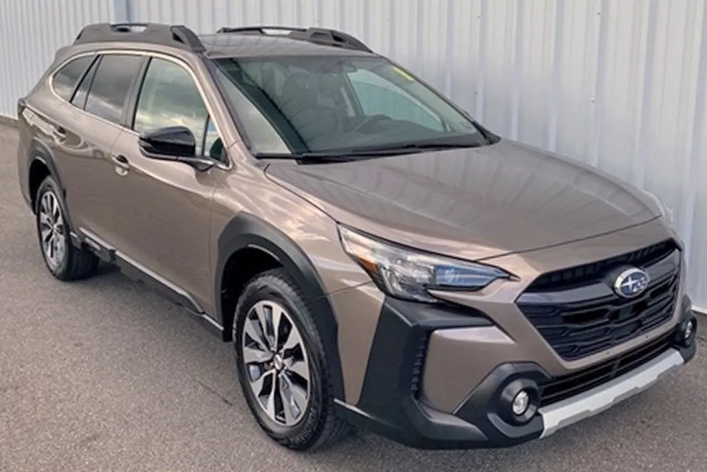 2024 Subaru Outback Limited photo 1