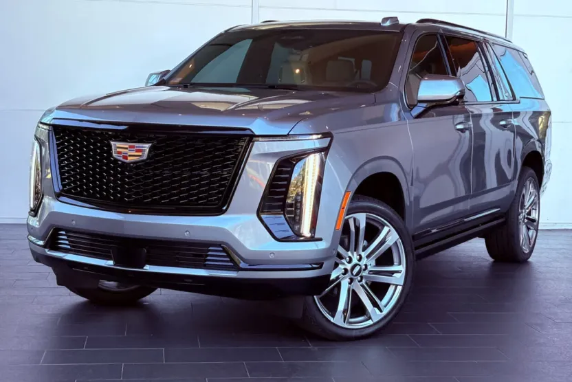 2025 Cadillac Escalade ESV Sport photo 1