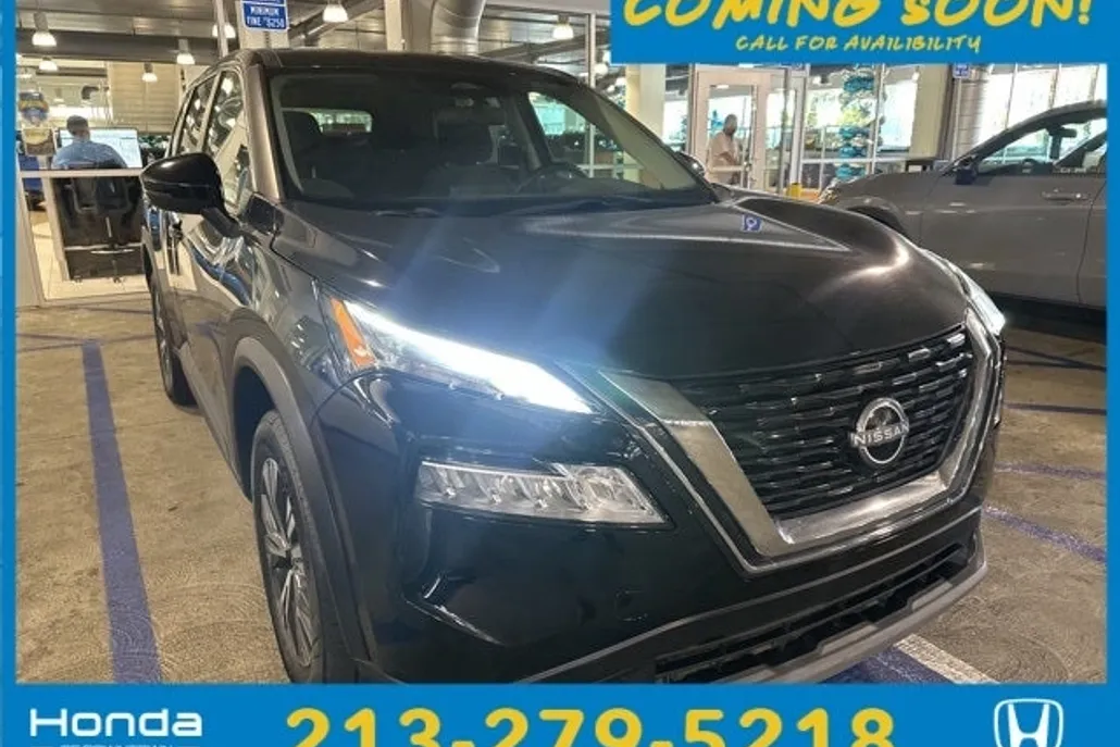 2022 Nissan Rogue SV photo 1